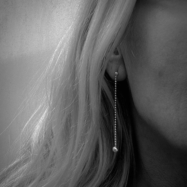 långa rörliga öronhänge