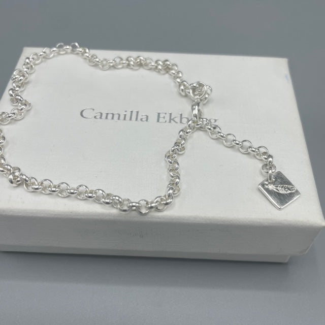 vristlänk (ärtkedja)i silver med stämpelplatta