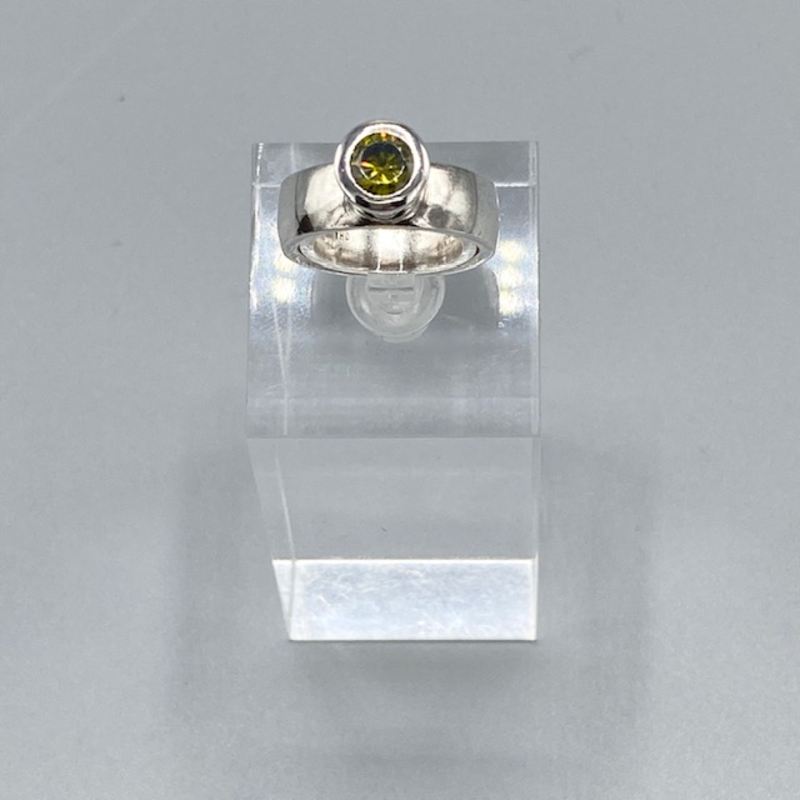 Silverring med grön cubisk zirkoniasten