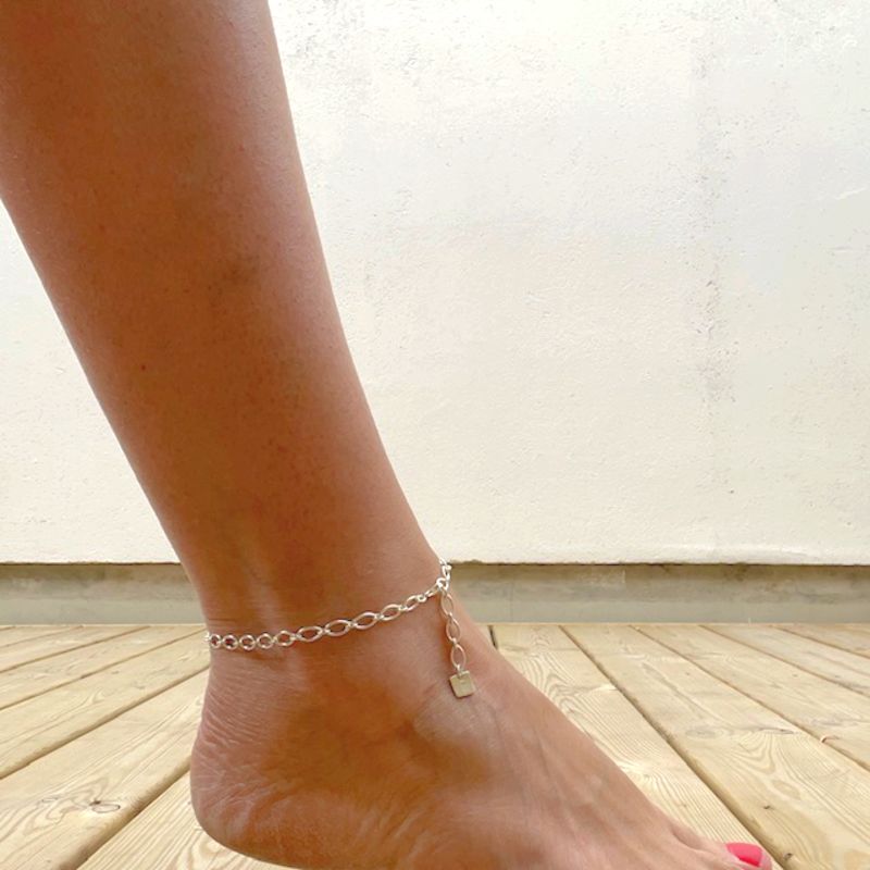 Vristlänk (ringkedja oval) i silver med stämpelplatta